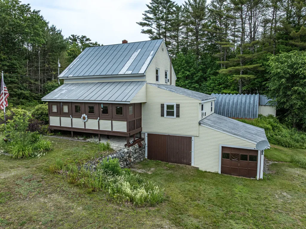 143 Mayfield Road Moscow ME 04920