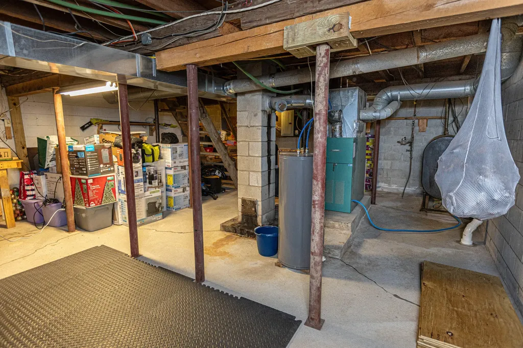 143 Mayfield Road Moscow ME 04920