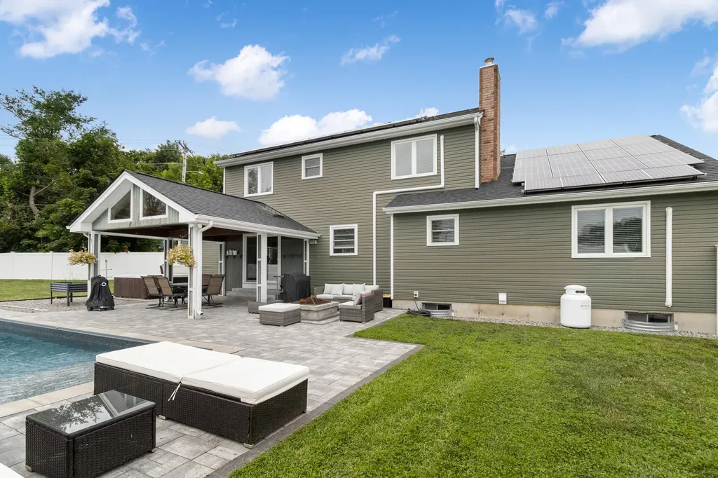 5 Fairview Avenue Auburn ME 04210