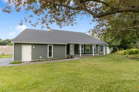 5 Fairview Avenue Auburn ME 04210