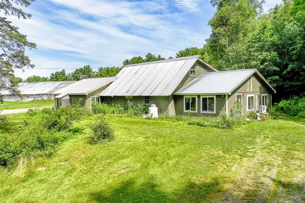 672 & 700 Brooks Road Knox ME 04986