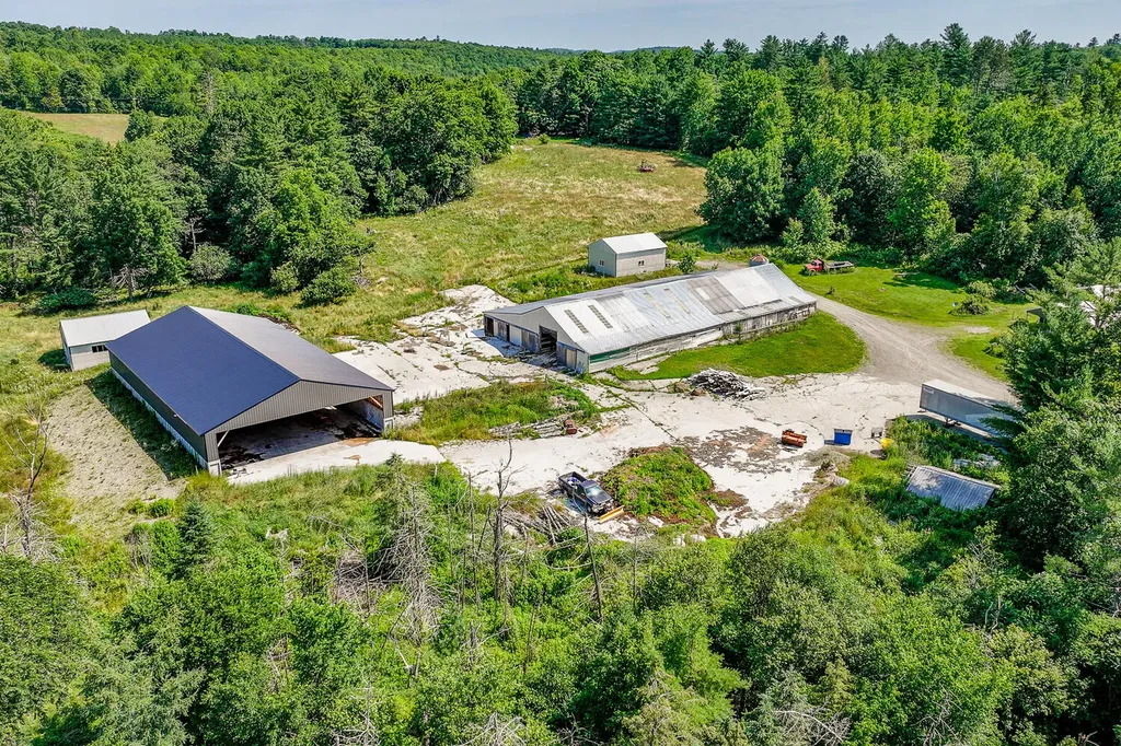 672 & 700 Brooks Road Knox ME 04986