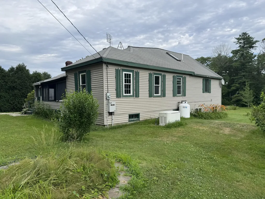 39 Guinea Road Biddeford ME 04005