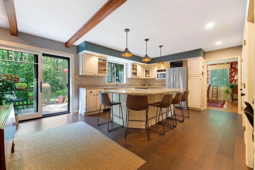 6 Arrowhead Drive Brunswick ME 04011