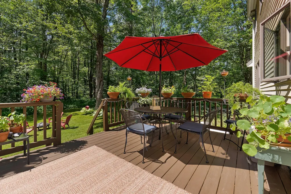 6 Arrowhead Drive Brunswick ME 04011