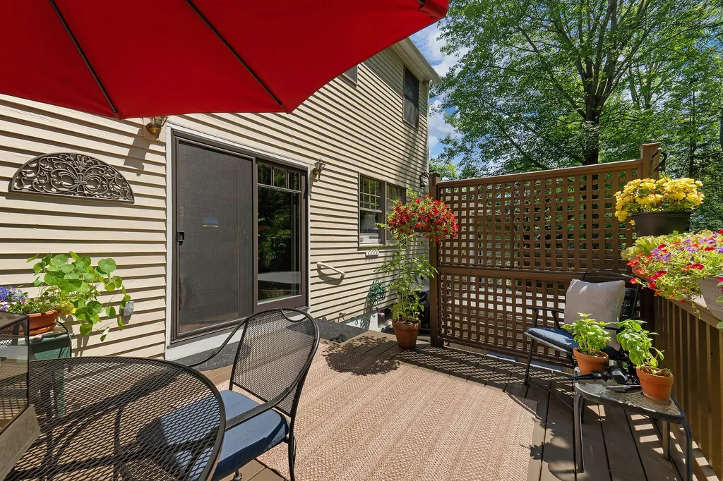 6 Arrowhead Drive Brunswick ME 04011