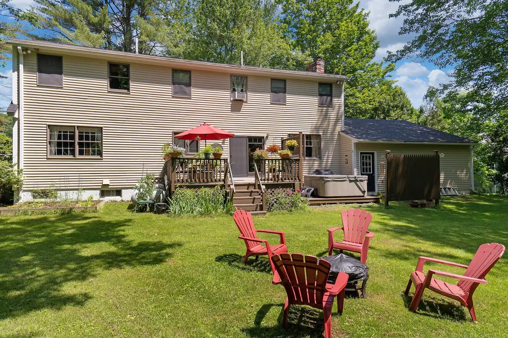 6 Arrowhead Drive Brunswick ME 04011