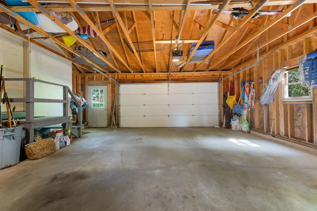 6 Arrowhead Drive Brunswick ME 04011