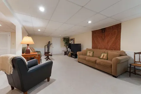 6 Arrowhead Drive Brunswick ME 04011
