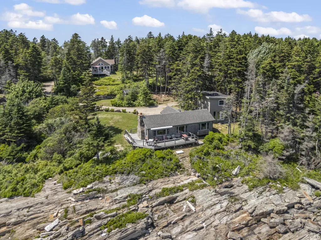 20 Spruce Ledge Road Harpswell ME 04003