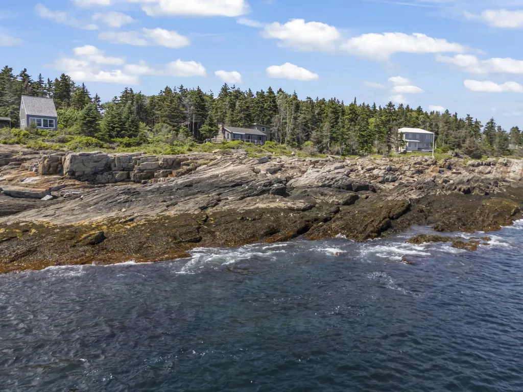 20 Spruce Ledge Road Harpswell ME 04003