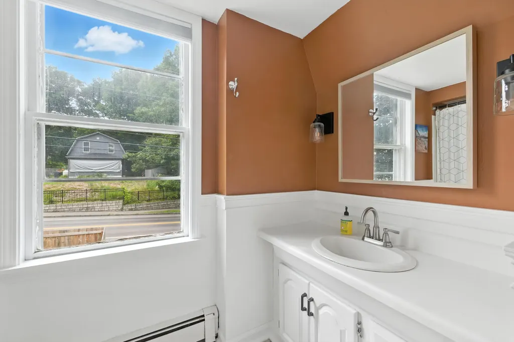 214 S Main Street Auburn ME 04210