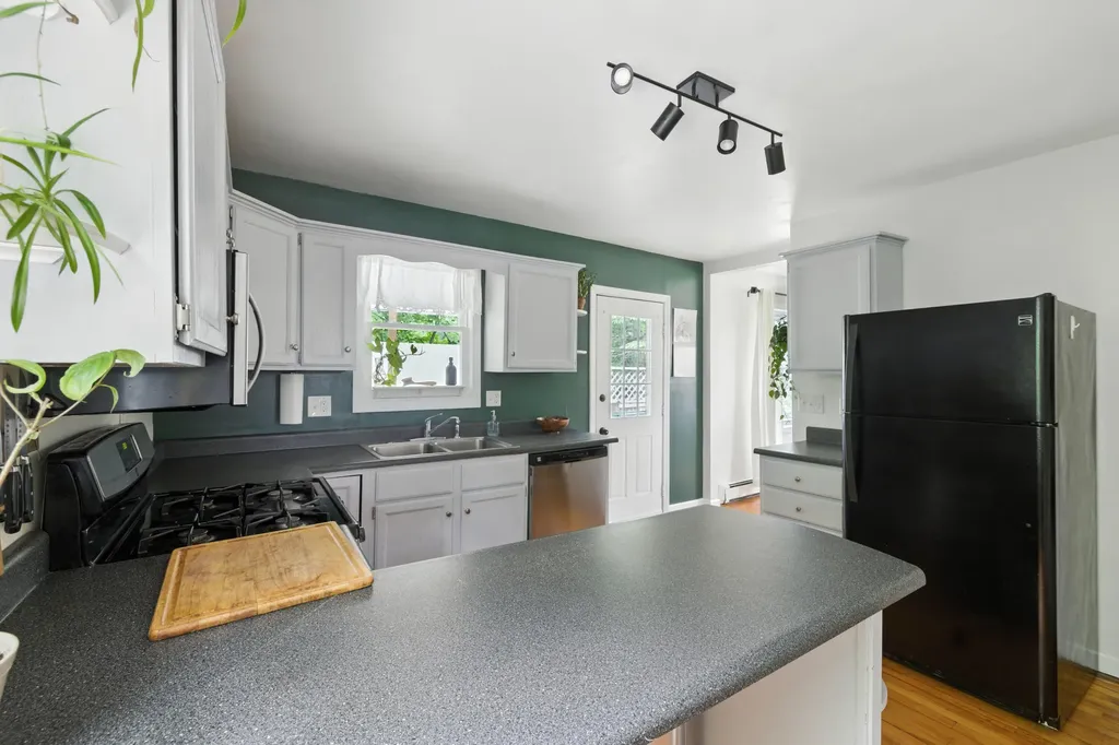 214 S Main Street Auburn ME 04210