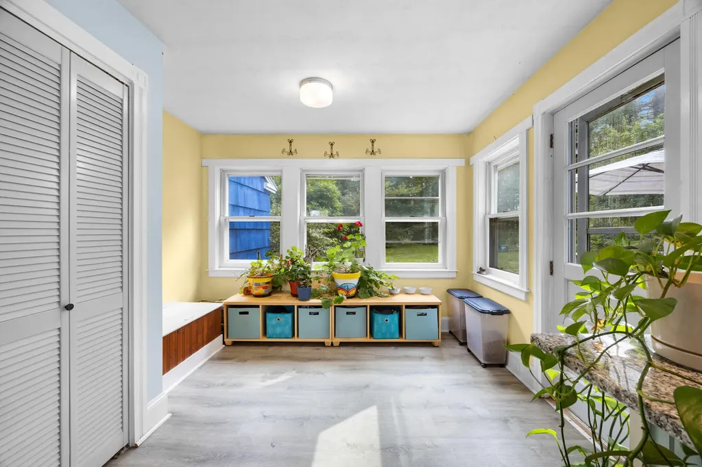 97 Forest Avenue Orono ME 04473