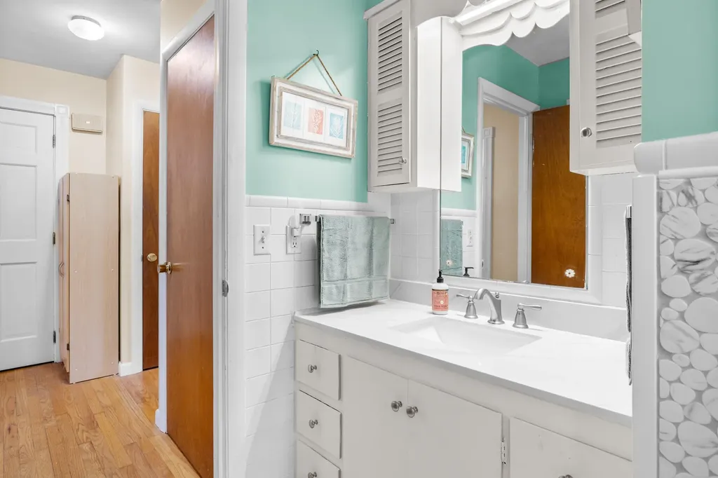 97 Forest Avenue Orono ME 04473