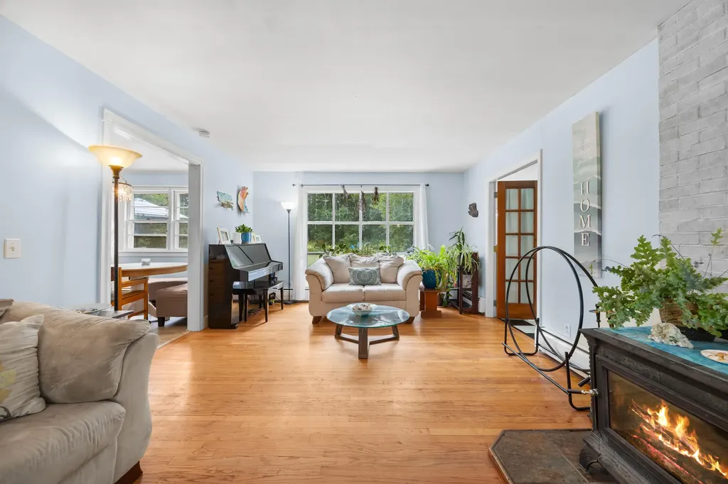 97 Forest Avenue Orono ME 04473