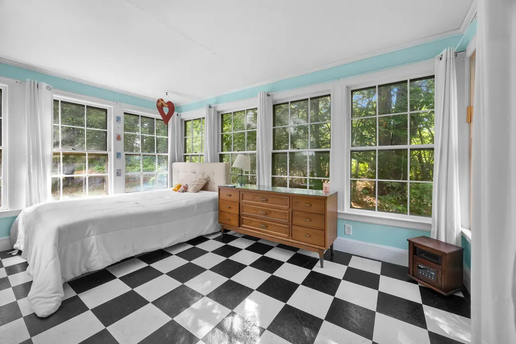 97 Forest Avenue Orono ME 04473