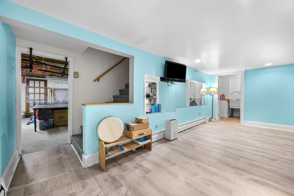 97 Forest Avenue Orono ME 04473