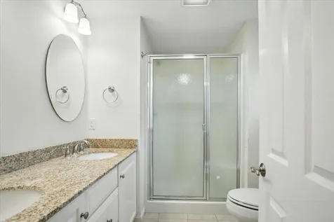 17 Beryl Loop Topsham ME 04086