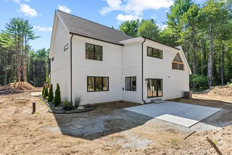 415 Richville Road Standish ME 04084