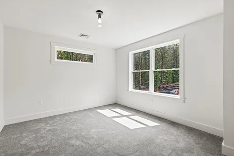 415 Richville Road Standish ME 04084