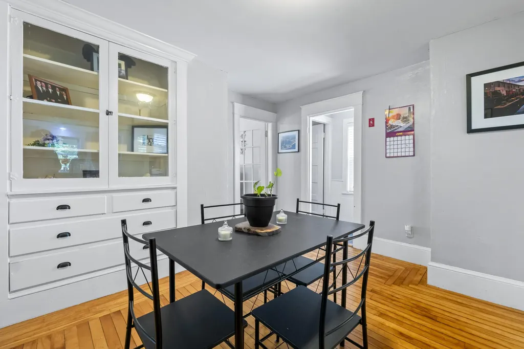 68 Newbury Street Auburn ME 04210