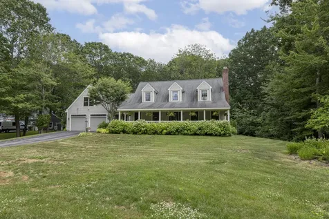 12 Hampton Circle Scarborough ME 04074