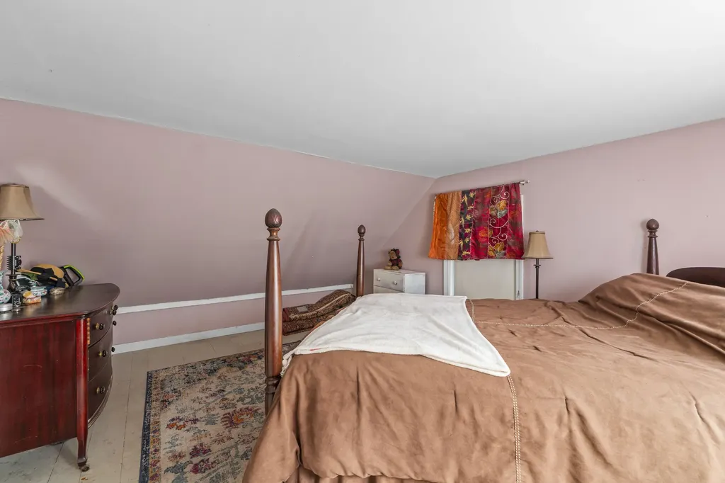 81 Richardson Street Bath ME 04530