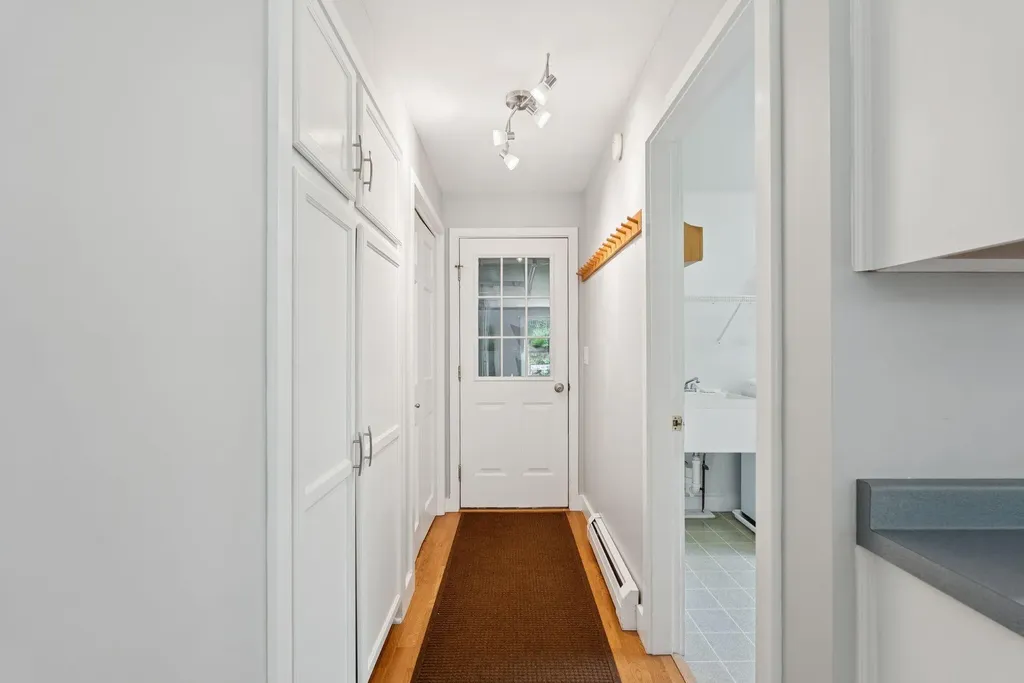 27 Libby Lane Brunswick ME 04011