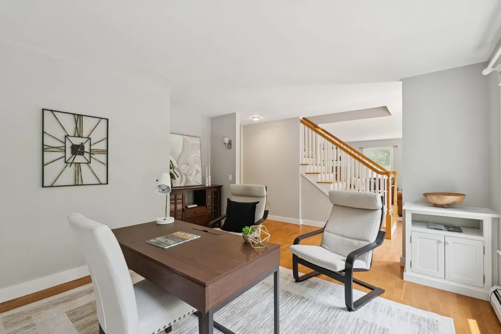 27 Libby Lane Brunswick ME 04011