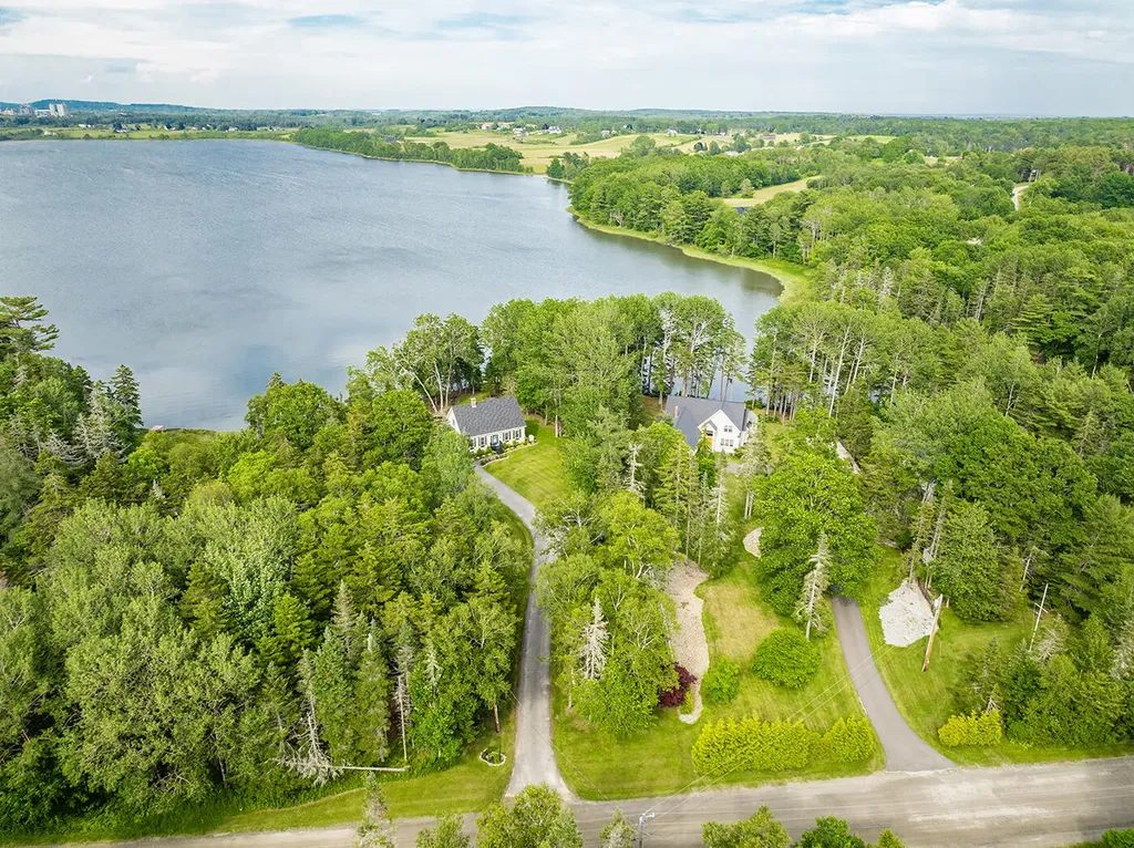 111 Ledge Road South Thomaston ME 04858