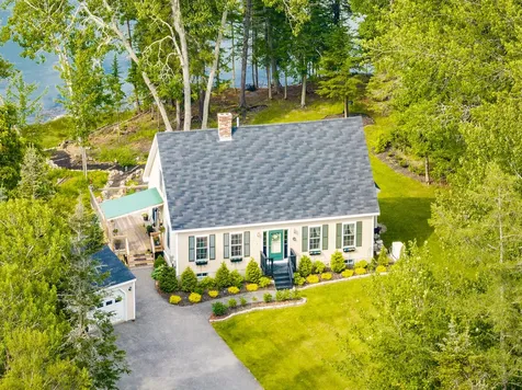 111 Ledge Road South Thomaston ME 04858