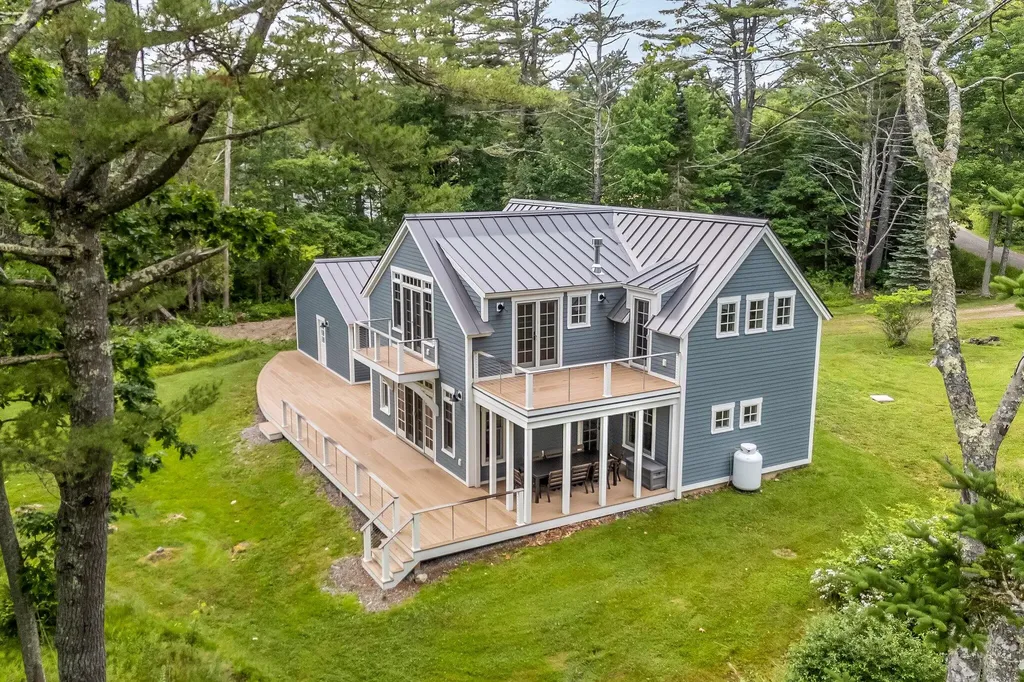 51 Broad Cove E Waldoboro ME 04572