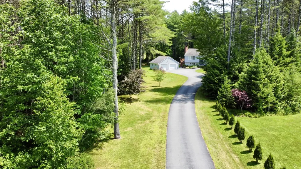 15 Howe Lane Sabattus ME 04280
