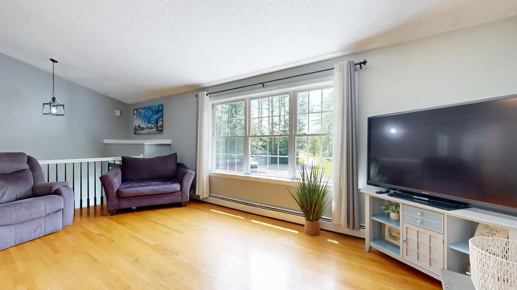 15 Howe Lane Sabattus ME 04280