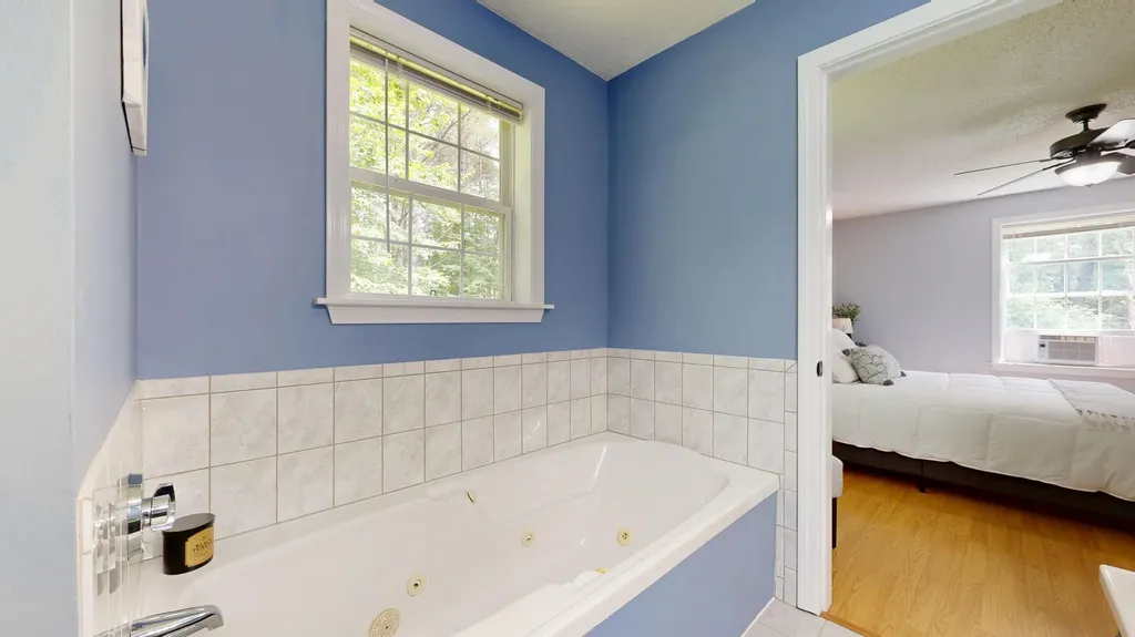 15 Howe Lane Sabattus ME 04280