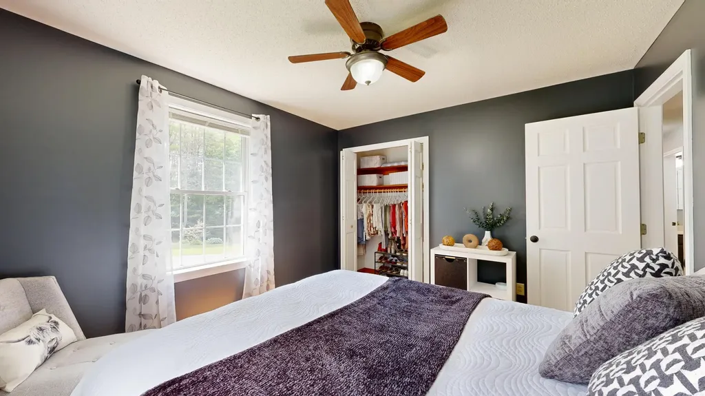 15 Howe Lane Sabattus ME 04280