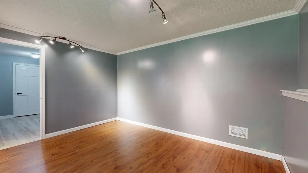 15 Howe Lane Sabattus ME 04280