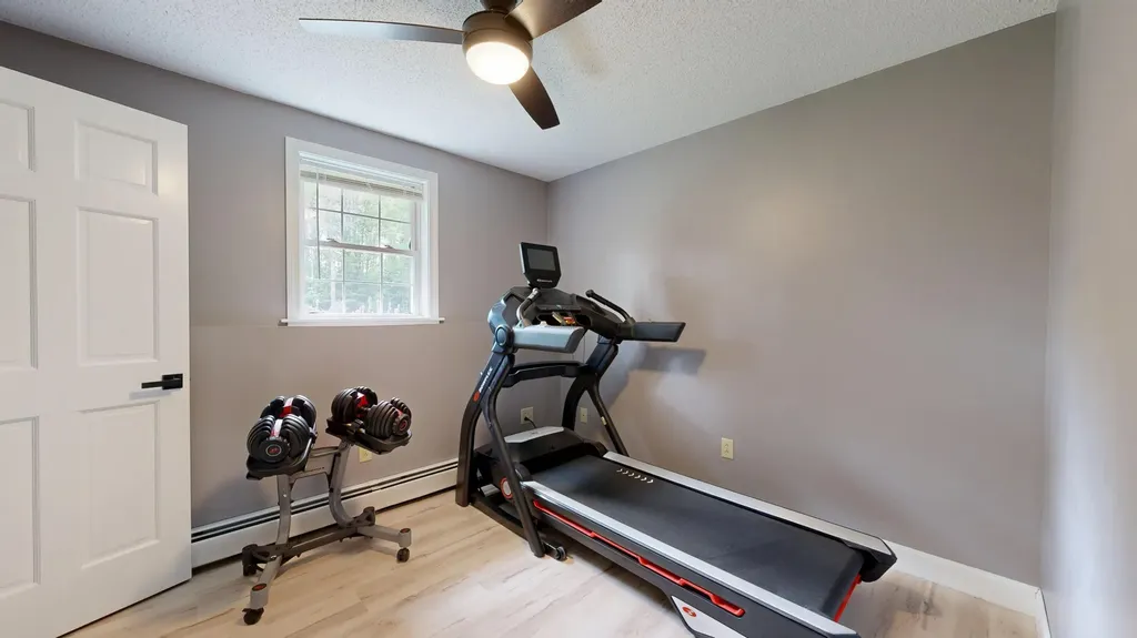15 Howe Lane Sabattus ME 04280