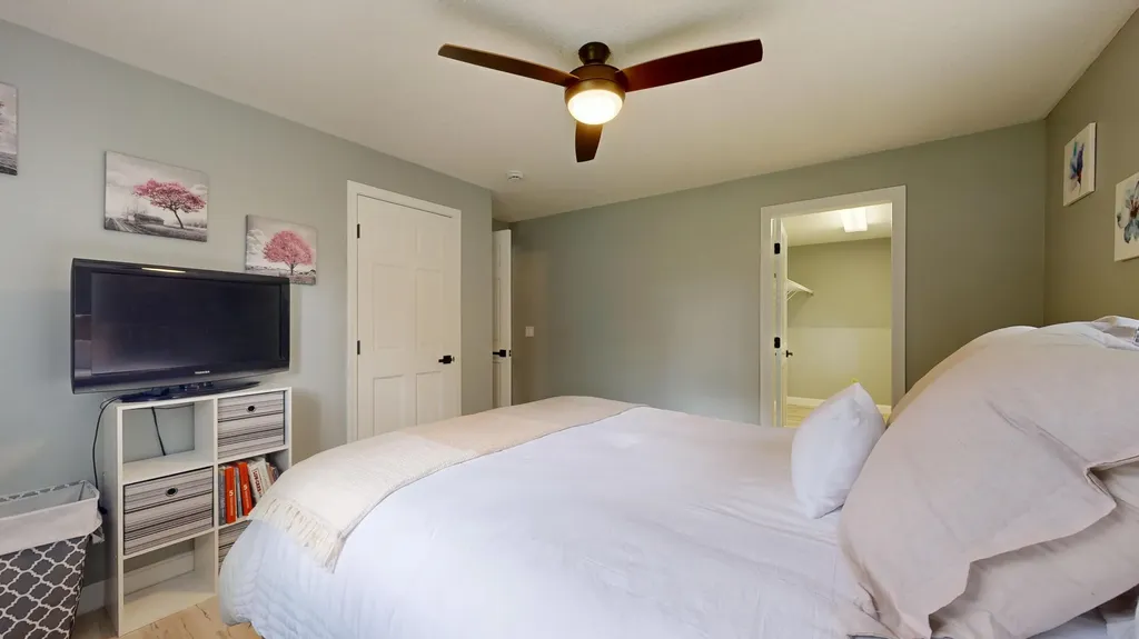 15 Howe Lane Sabattus ME 04280