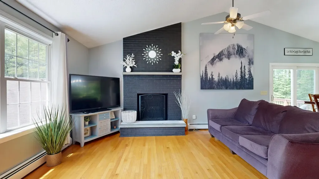 15 Howe Lane Sabattus ME 04280