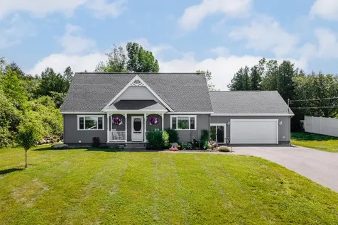 123 Lasalle Drive Bangor ME 04401