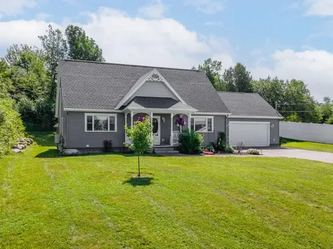 123 Lasalle Drive Bangor ME 04401