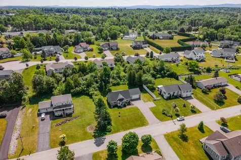 123 Lasalle Drive Bangor ME 04401