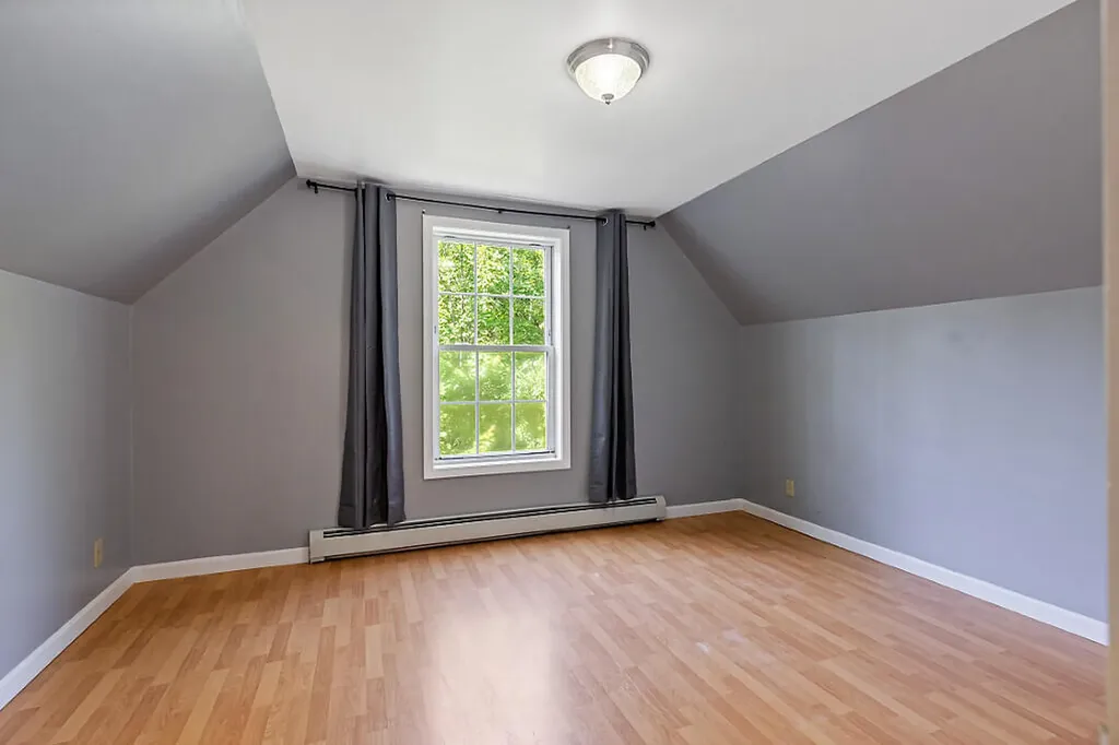 40 Guptill Road Belgrade ME 04917