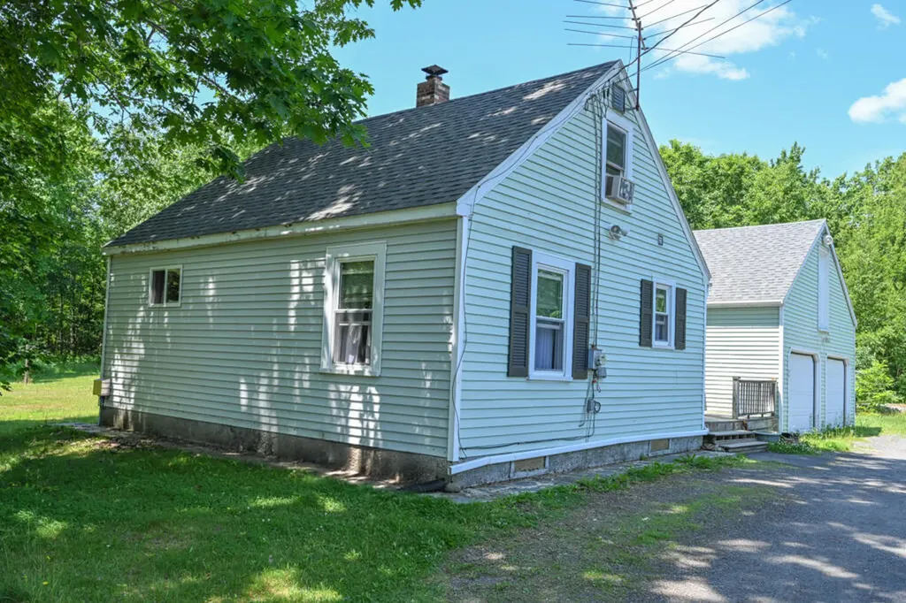 488 Bog Road Hermon ME 04401