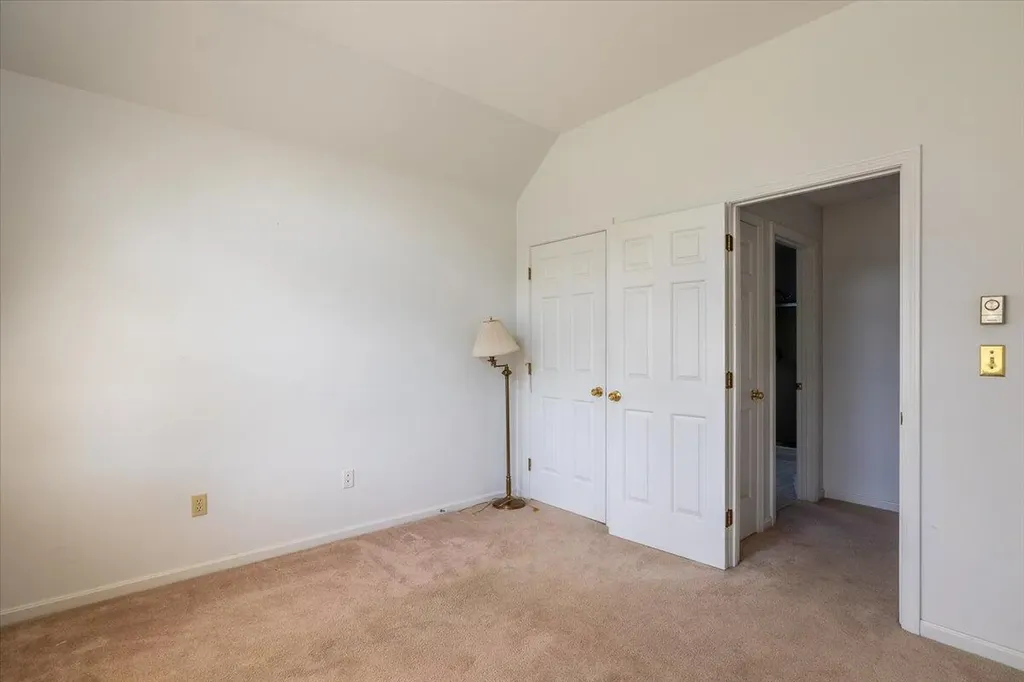 25 Schooner Drive Rockland ME 04841