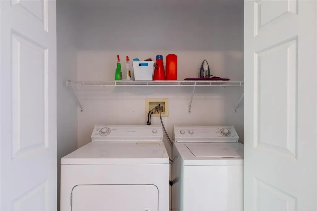 25 Schooner Drive Rockland ME 04841