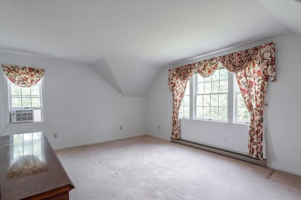 25 Schooner Drive Rockland ME 04841