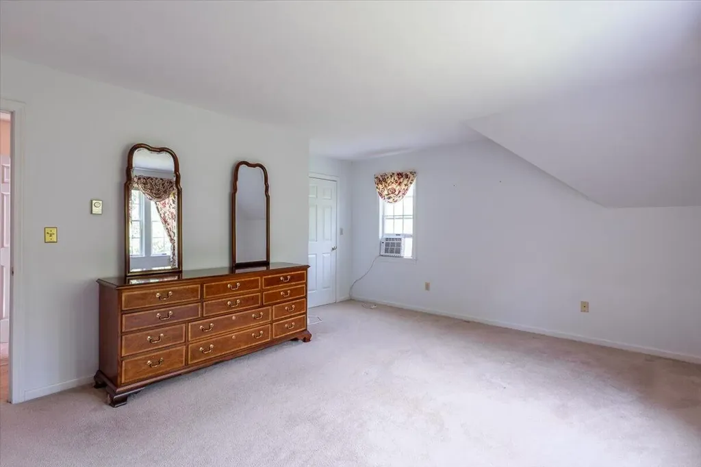 25 Schooner Drive Rockland ME 04841